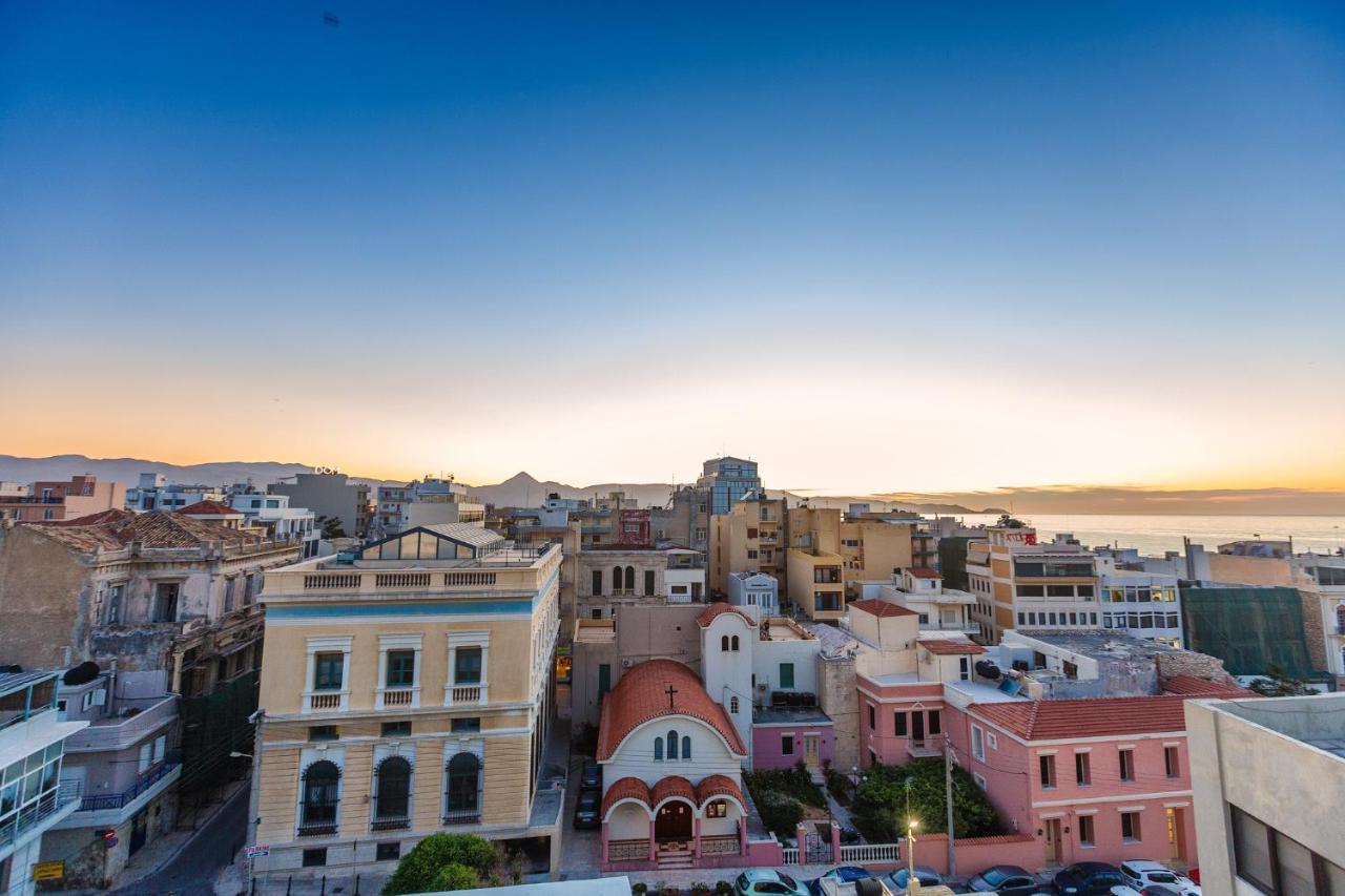 Seaside & Central Terrace Heraklion  ภายนอก รูปภาพ